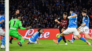 意甲强弱对话：那不勒斯VS科莫 领头羊主场稳冠？升班马客场爆冷？