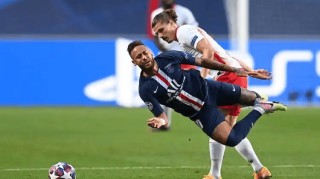 7 场不败遇毁灭性伤病！法甲争冠生死战：朗斯残阵客场破斯特拉斯堡魔鬼主场？