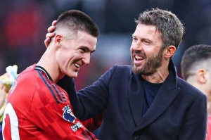 曼联迎战维拉前瞻：10天长休与2天密集赛程，红魔以逸待劳能否占优？