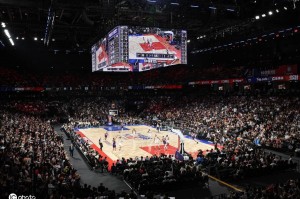 留NBA不乐观!季前赛首秀没球权 曾凡博游离在篮网体系外