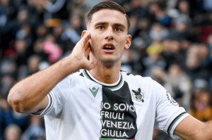 意甲：那不勒斯VS维罗纳 主场残阵冲分VS客场保级续命 伤病与克星特质碰撞关键战前瞻解析