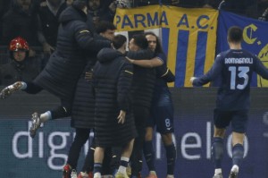 一场1-0踢出意甲神剧情：9人作战，极限绝杀，奎斯塔不敢相信