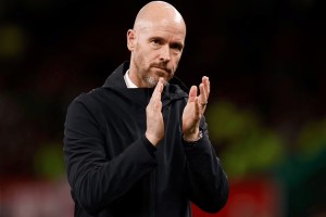 续约仅45天惨遭解雇，狼队10轮不胜官宣佩雷拉下课，滕哈赫有望回归英超