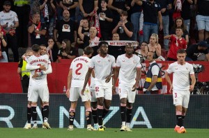 西甲巴塞罗那VS塞维利亚比分预测与赛事分析