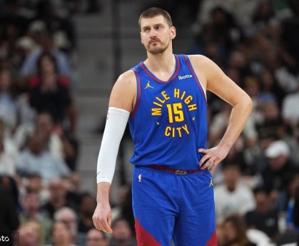 约基奇23分瓦兰丘纳斯16+11 掘金胜马刺