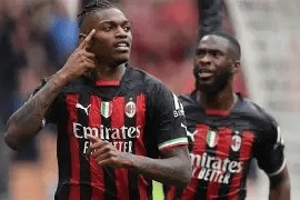 周四004意甲：科莫主场保级殊死拼 米兰客场争冠抢关键分